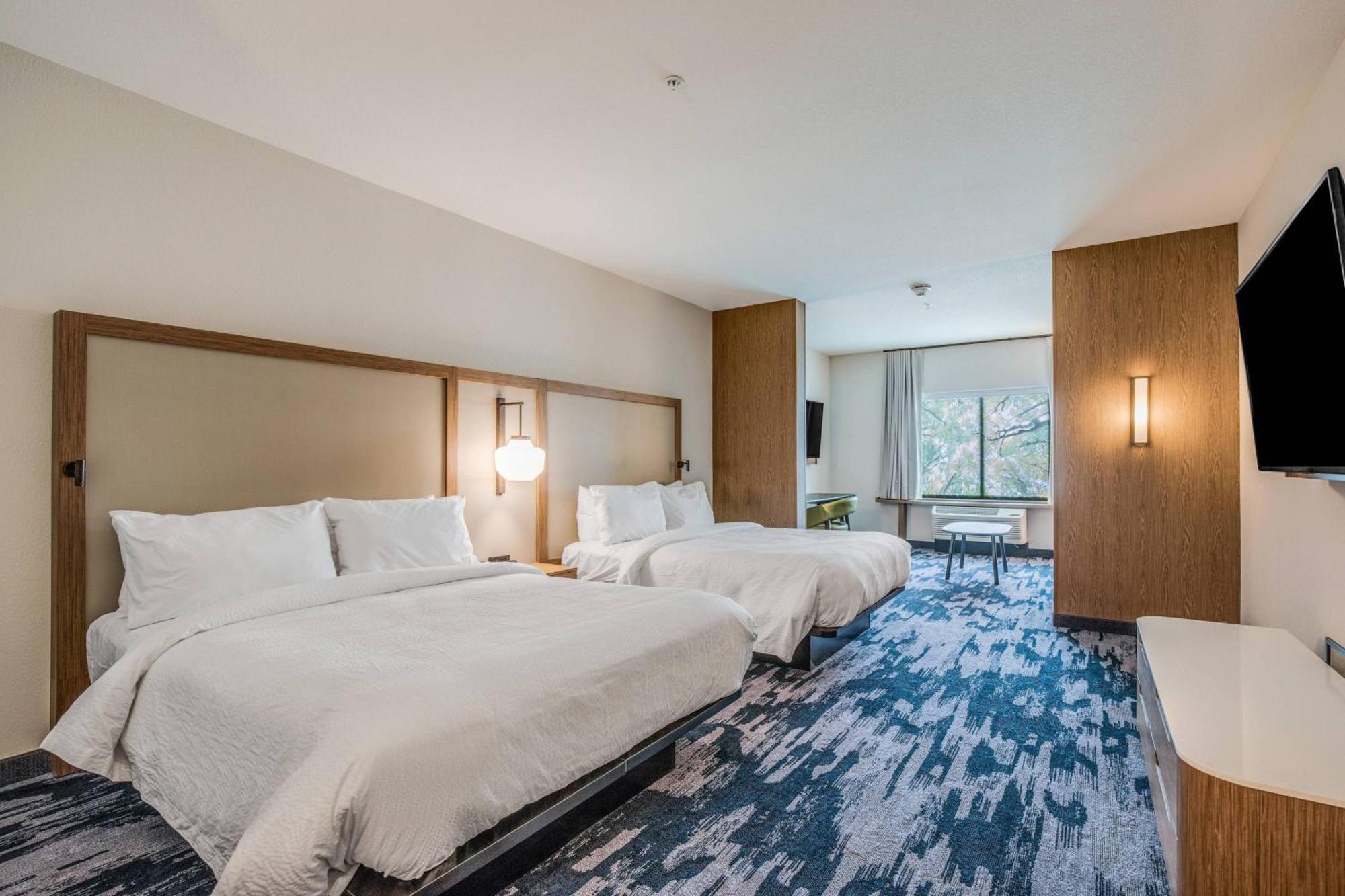 Fairfield Inn & Suites Whitewater ภายนอก รูปภาพ